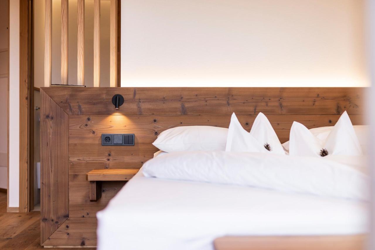 Hotel Tann Колалбо Екстериор снимка
