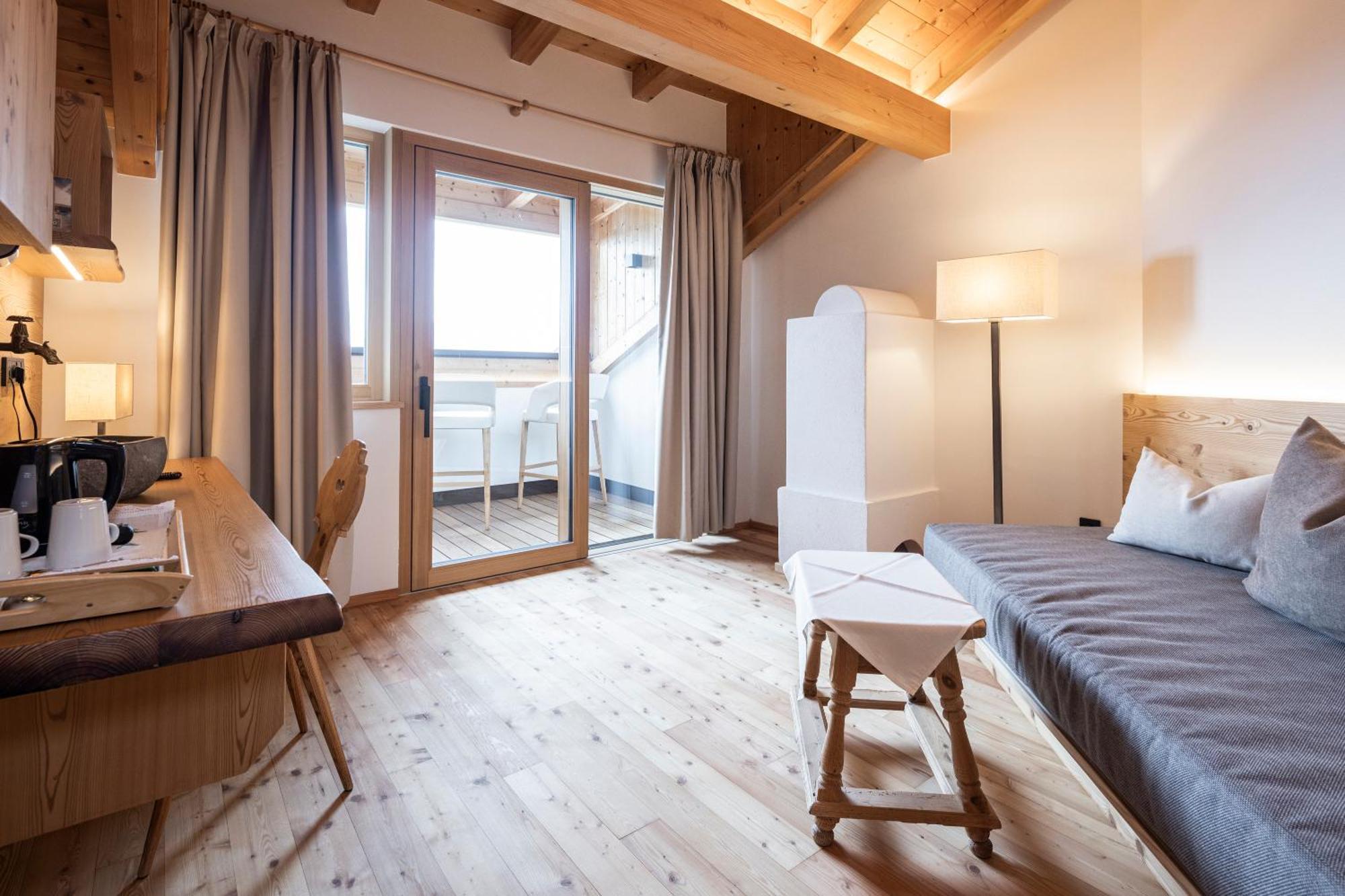 Hotel Tann Колалбо Екстериор снимка