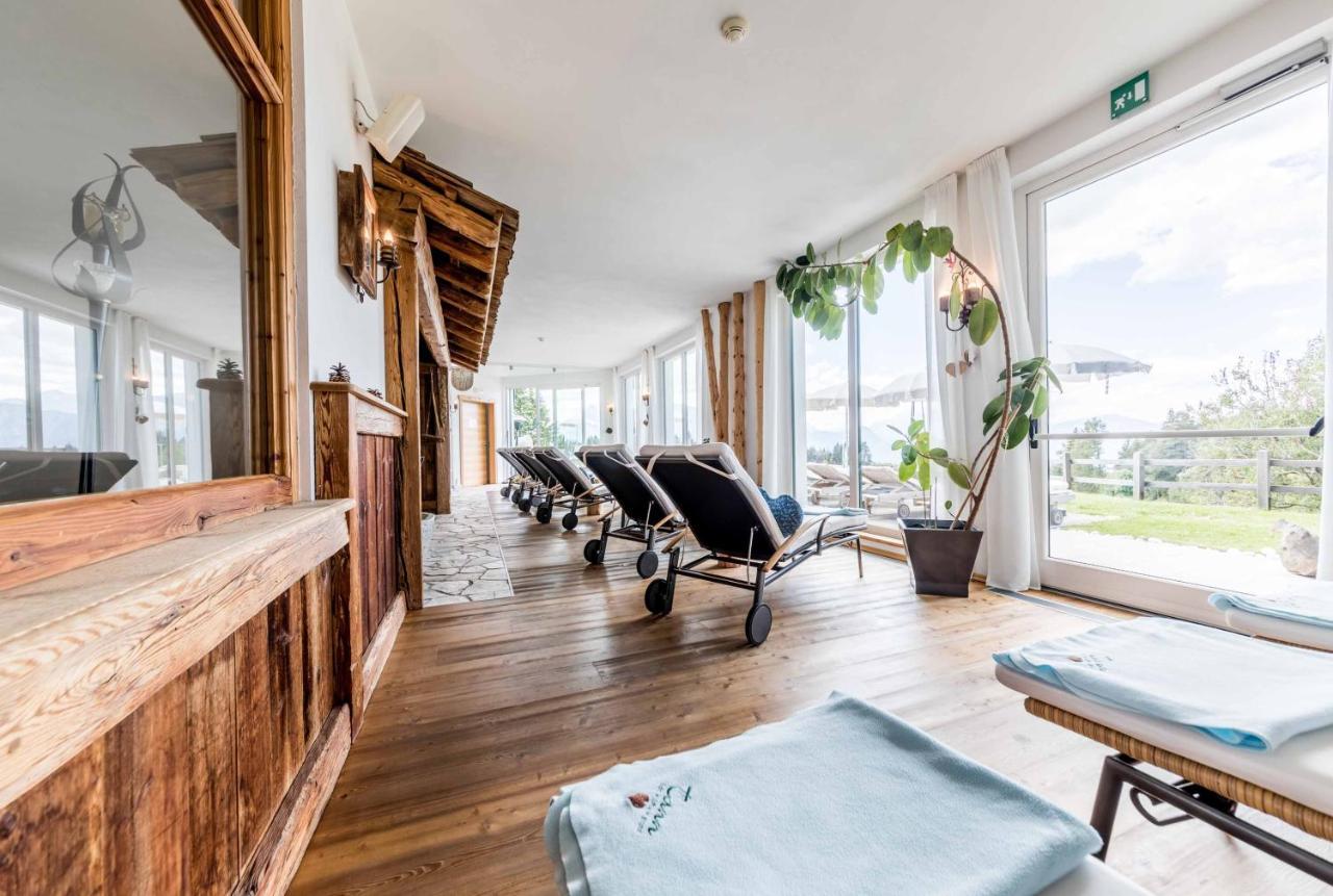 Hotel Tann Колалбо Екстериор снимка